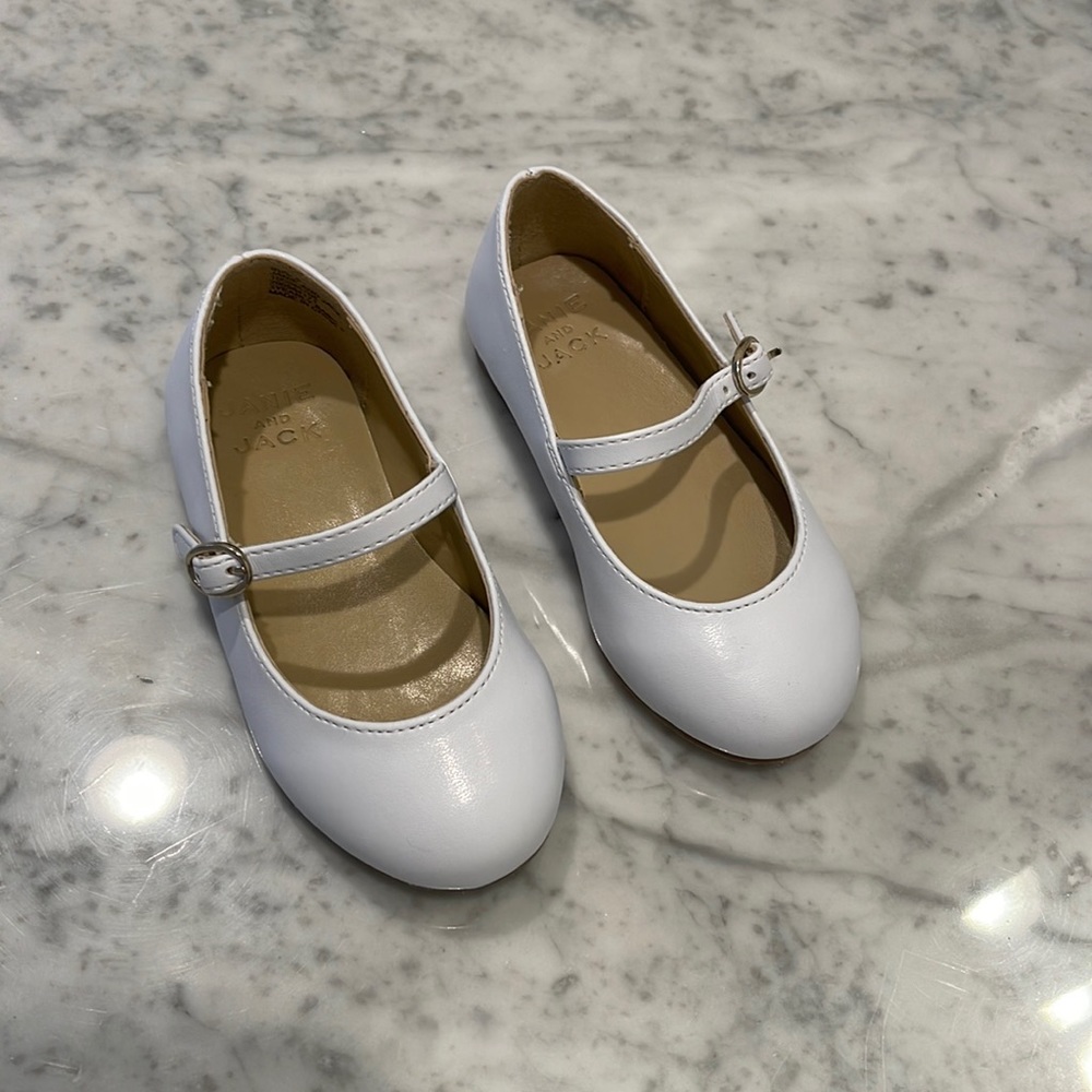 Janie and Jack Toddler size 8 flats